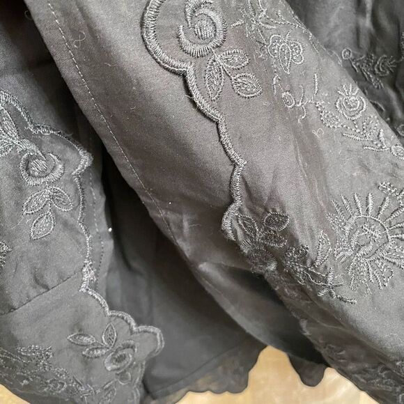 Victoria’s Secret Black Gothic Victorian Embroidered Doll Dress, Small, Size 4 N - Picture 7 of 12